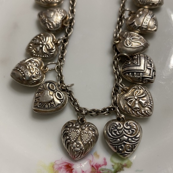 Vintage 14 Double Sided Sterling Puffy Hearts Bracelet - Picture 3 of 7